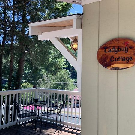 The Chimney Rock Inn & Cottages Екстер'єр фото
