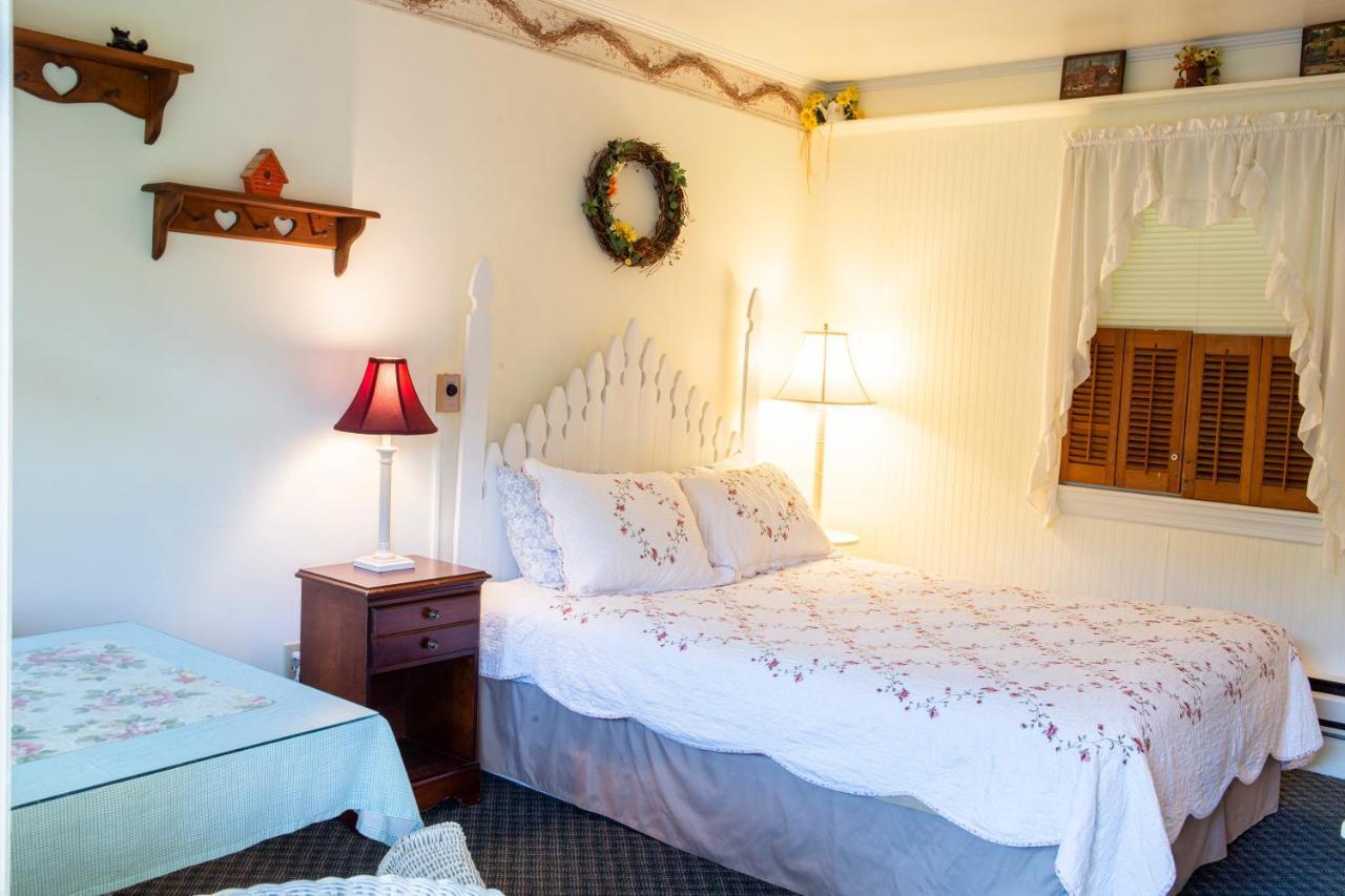 The Chimney Rock Inn & Cottages Екстер'єр фото