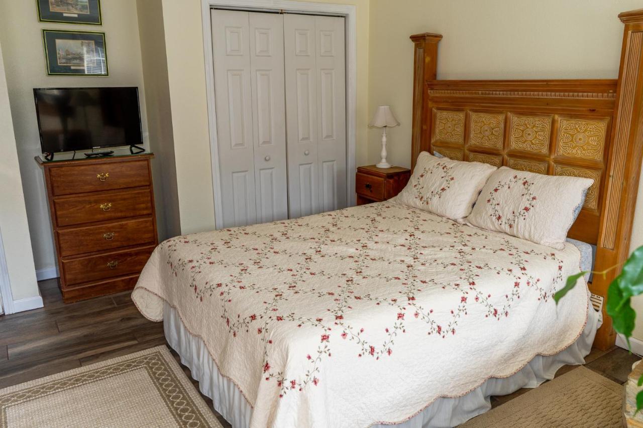 The Chimney Rock Inn & Cottages Екстер'єр фото