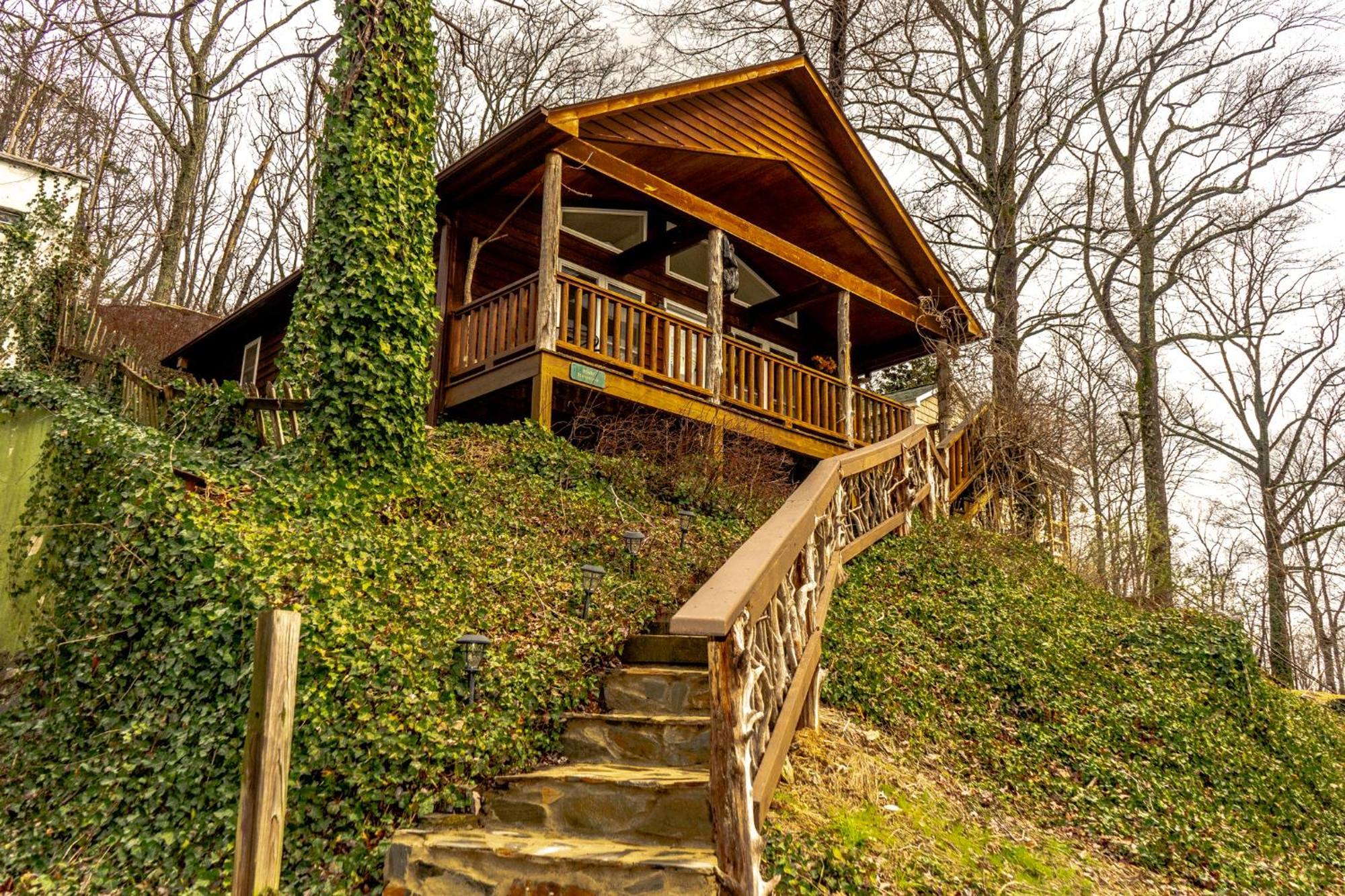 The Chimney Rock Inn & Cottages Екстер'єр фото