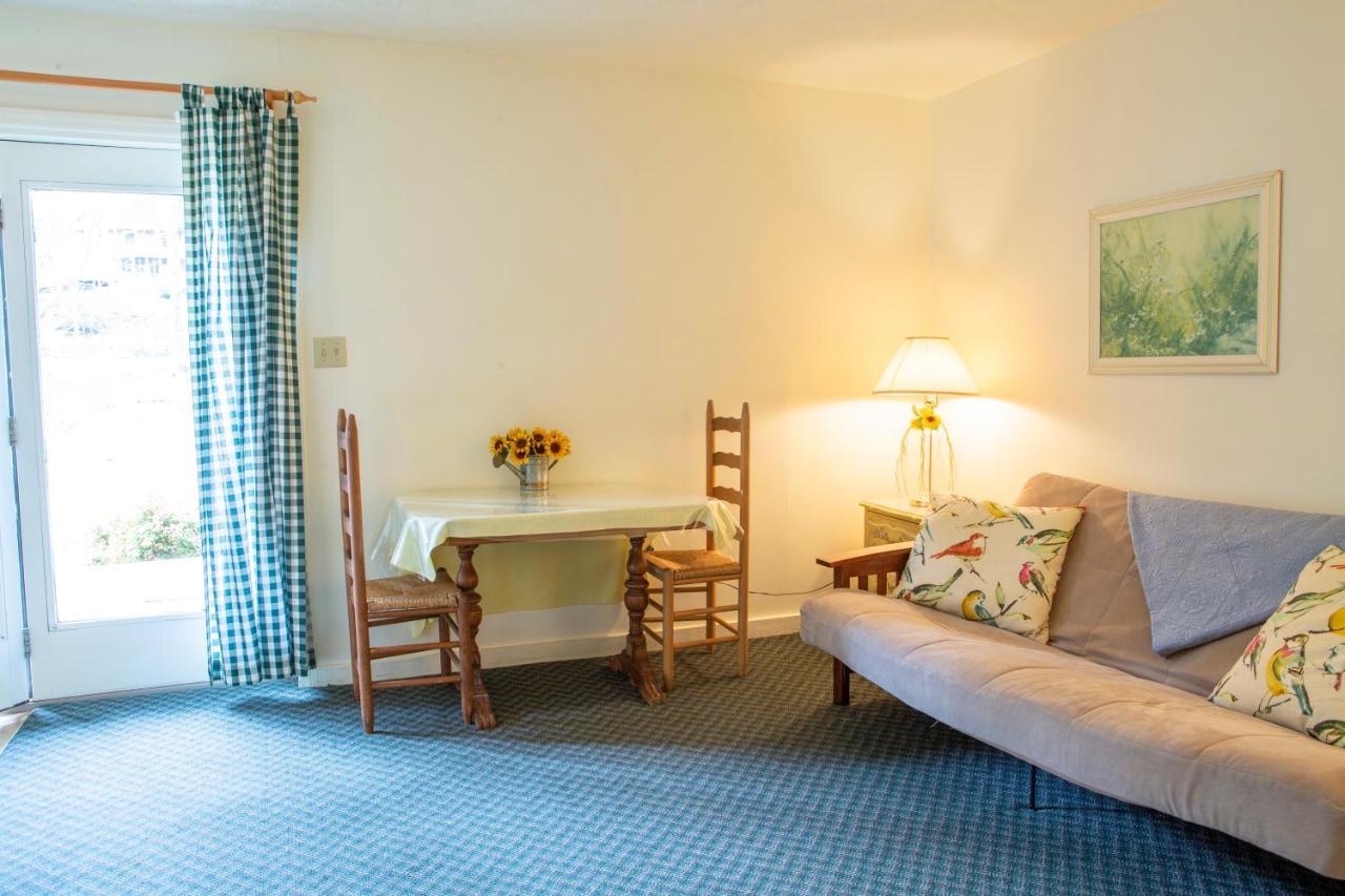 The Chimney Rock Inn & Cottages Екстер'єр фото