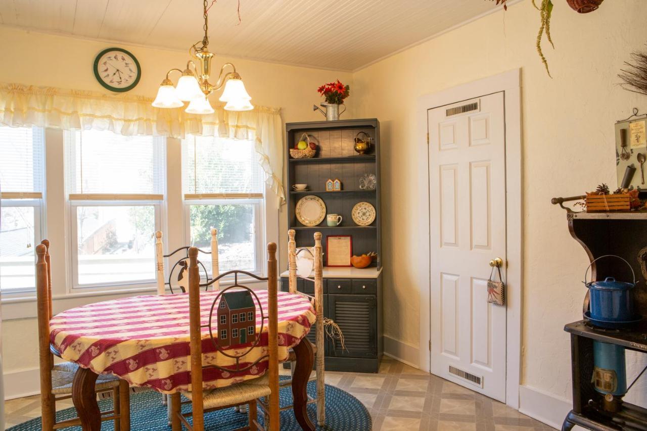 The Chimney Rock Inn & Cottages Екстер'єр фото