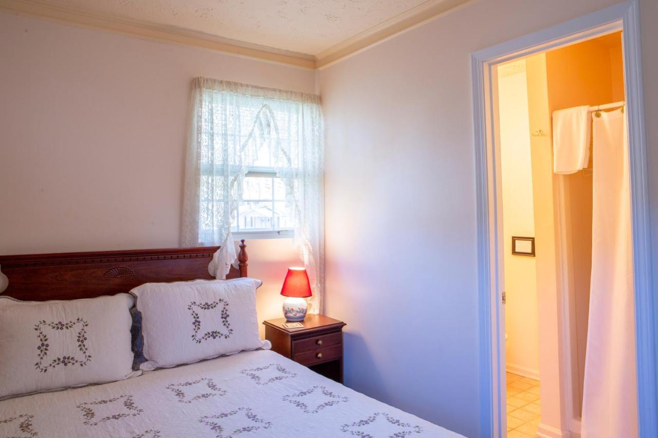 The Chimney Rock Inn & Cottages Екстер'єр фото